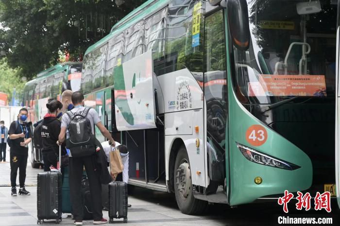 我们必须改变现在的感觉，但目标是相同的，永远不变。